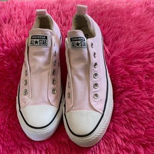 Converse tennis shoes